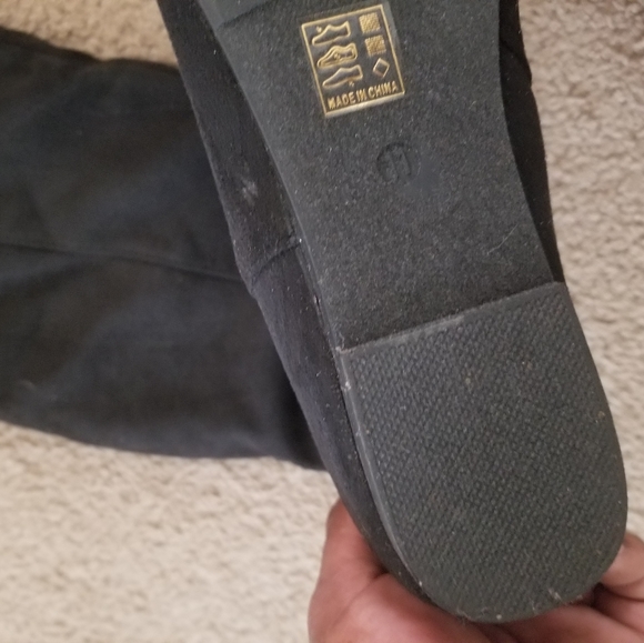 Knee high boots - Picture 3 of 3